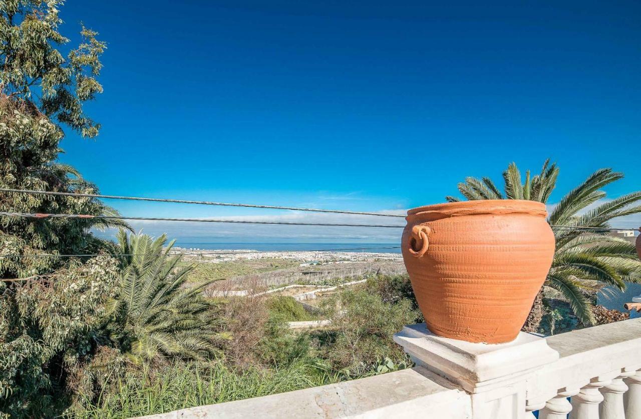 Frida Kahlo House Con Piscina Y Vistas Al Mar By Lightbooking Telde Luaran gambar